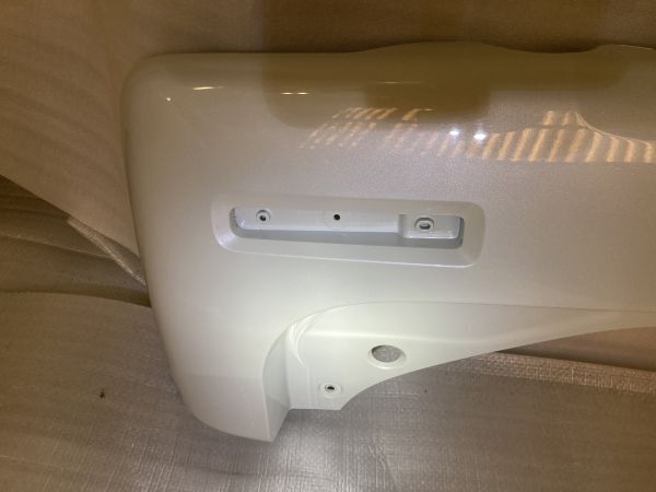 スペーシア MK53S 純正 リアバンパー ZVR ホワイトパール 71811-79R_画像5