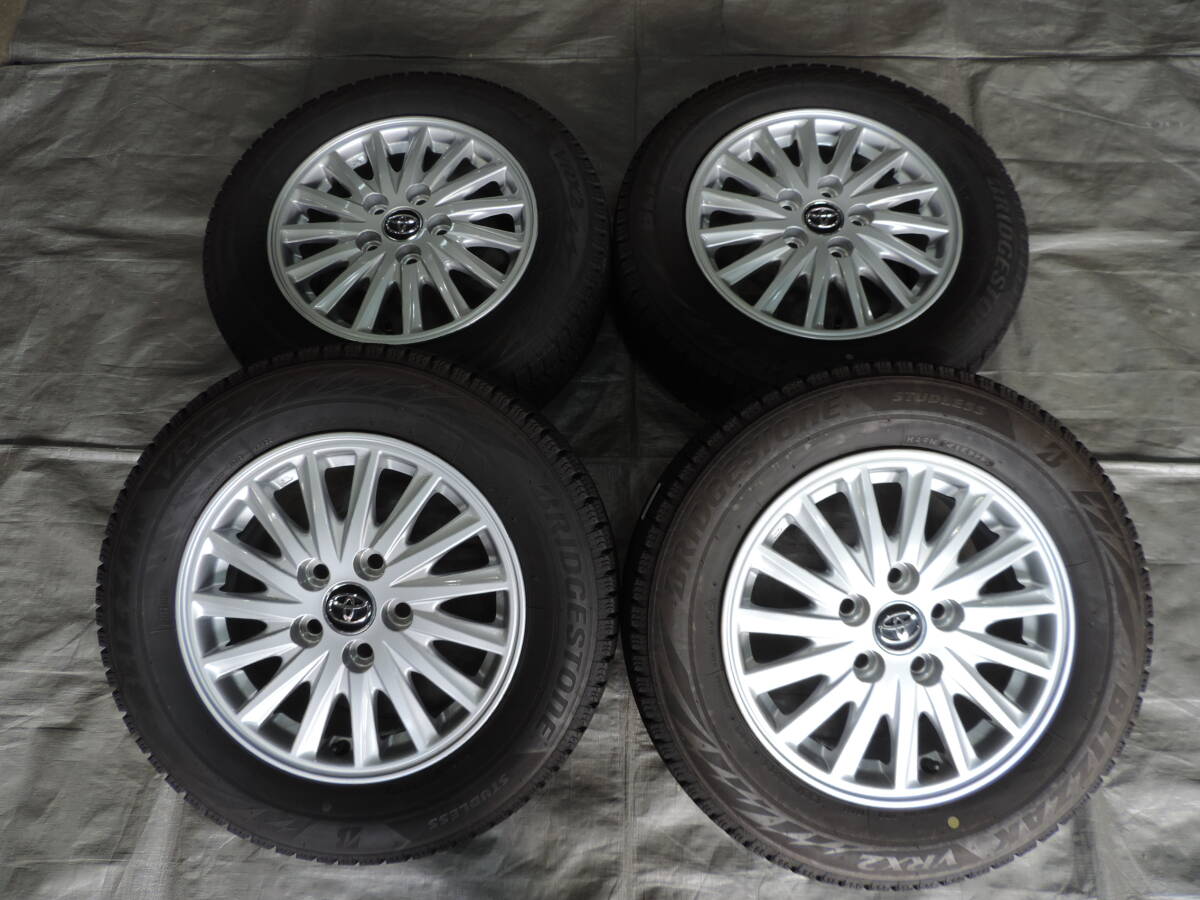 6【中古スタッドレスセット】 ブリヂストン ブリザック VRX2 195/65R15 2022年製 トヨタ 80系 ノア ヴォクシー エスクァイア 純正 15インチ_画像1