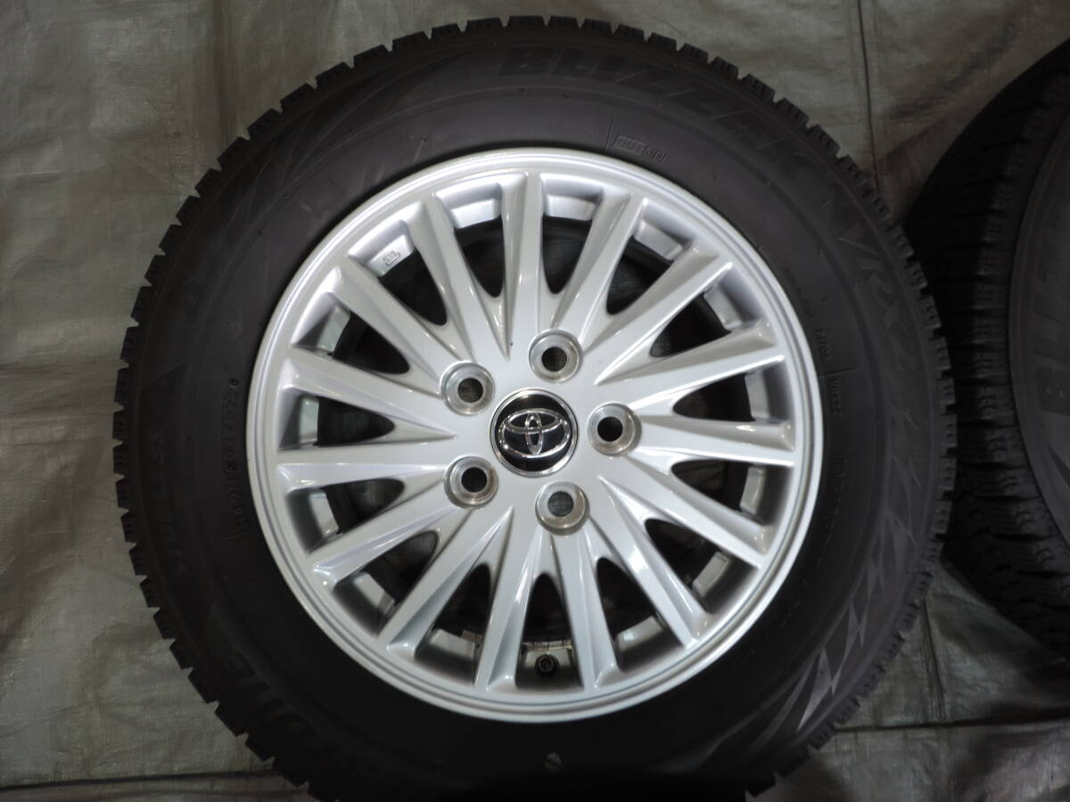 6【中古スタッドレスセット】 ブリヂストン ブリザック VRX2 195/65R15 2022年製 トヨタ 80系 ノア ヴォクシー エスクァイア 純正 15インチ_画像8
