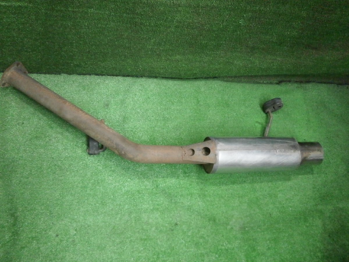 三菱　シャリオグランディス　N94W リアマフラー_画像1