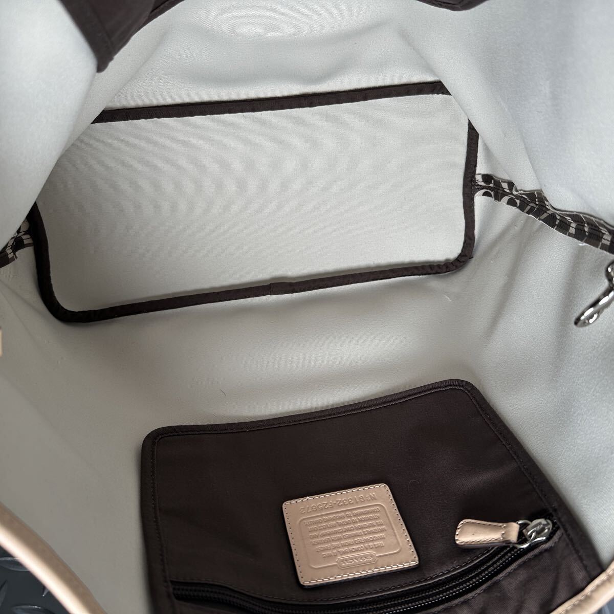 1円■新品同様■COACH コーチ■トートバッグ ビジネスバッグ 大容量 A4 メンズ レディース PVCレザー ブラウン ハンドバッグ_画像8