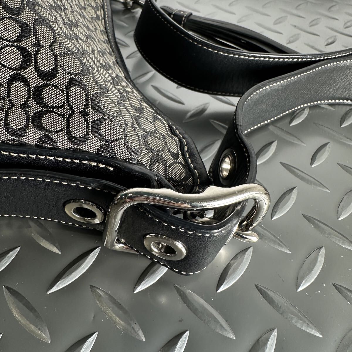 1円■COACH コーチ■ショルダーバッグ ビジネスバッグ メンズ 本革 レディース レザー×キャンバス ブラック 黒 クロスボディ 斜め掛け_画像8