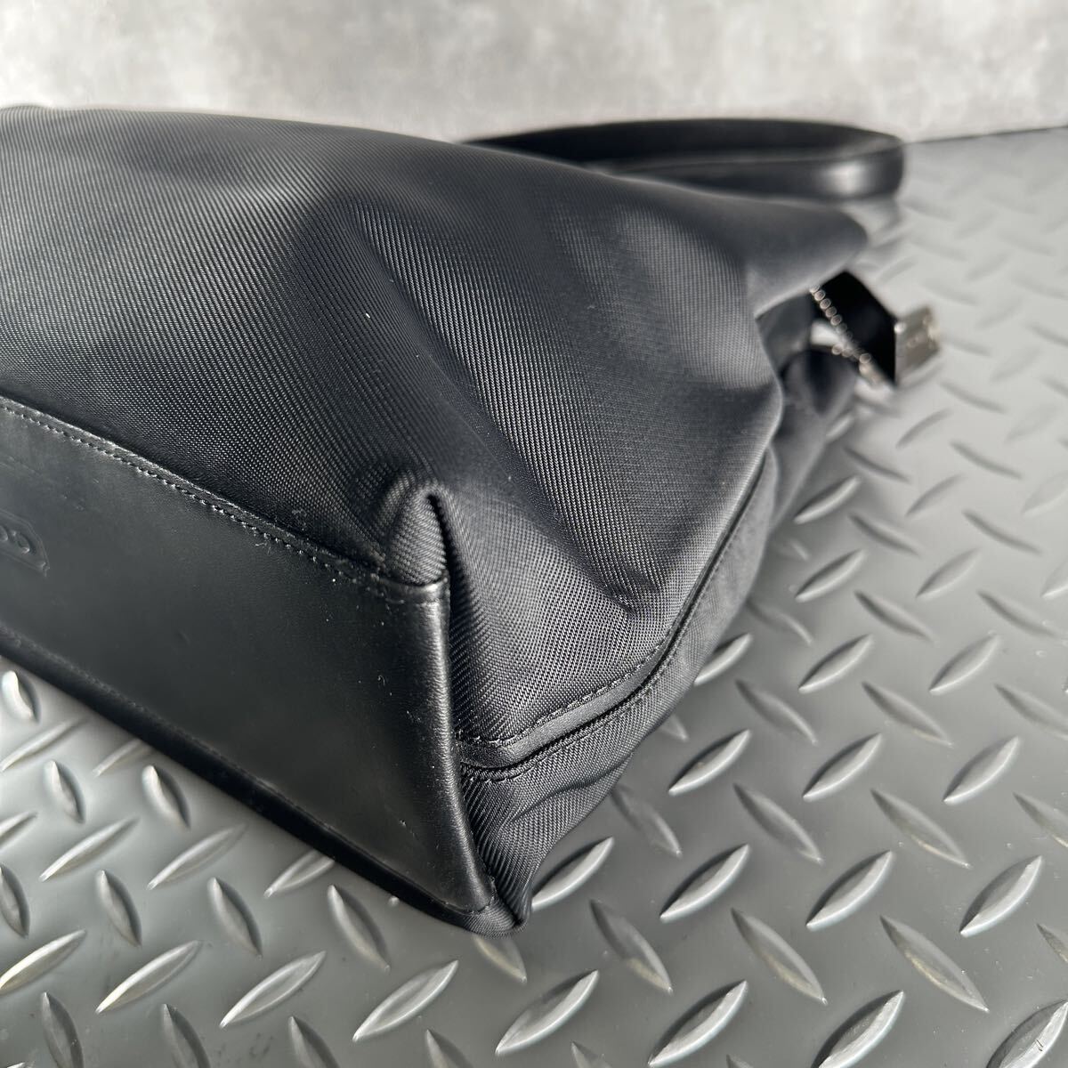 1円■COACH コーチ■トートバッグ ビジネスバッグ メンズ レディース レザー×キャンバス ブラック 黒 ショルダー_画像6
