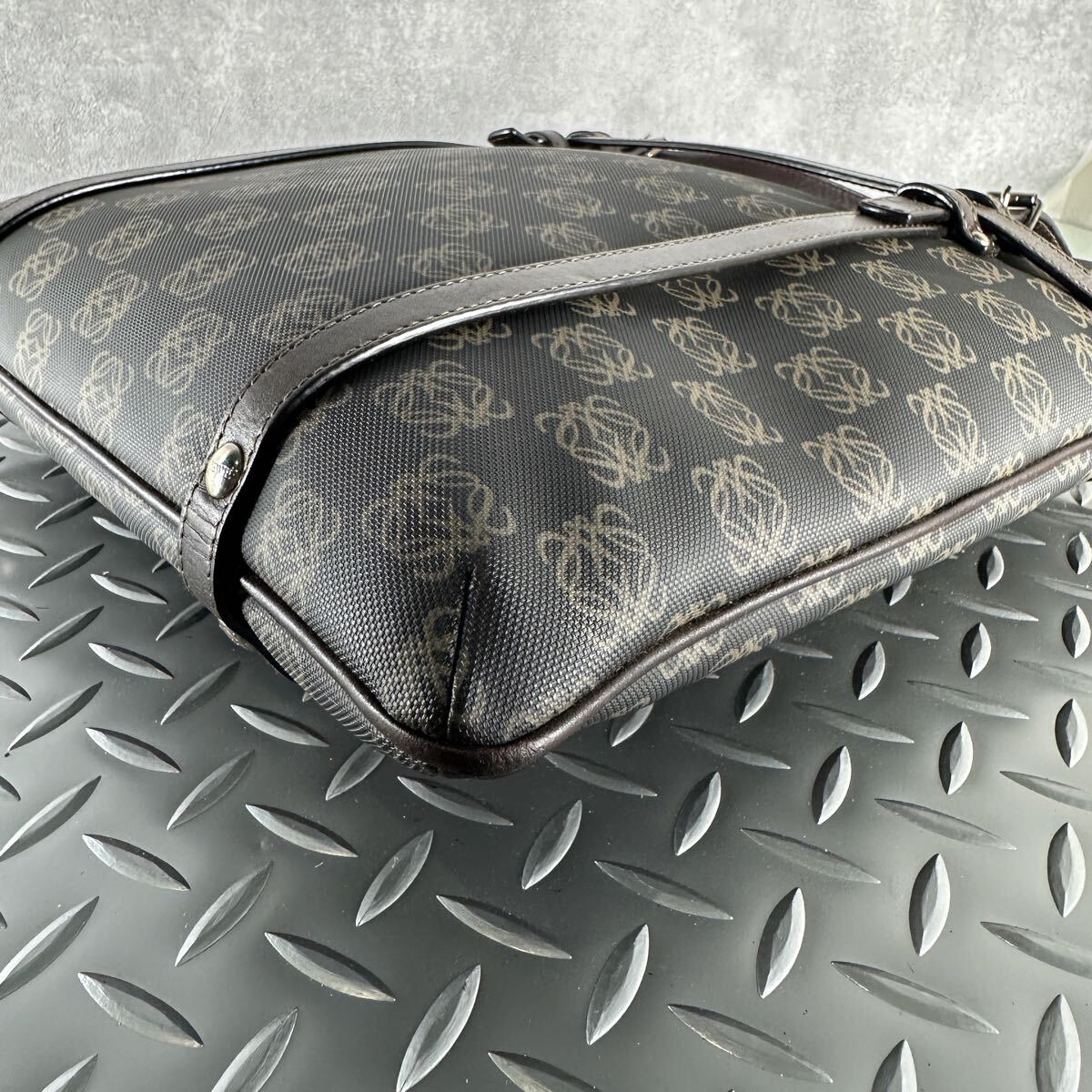 1円■極美品■LOEWE ロエベ■トートバッグ レザー アナグラム ハンドバッグ ビジネスバッグ ブラウン メンズ レディース_画像7