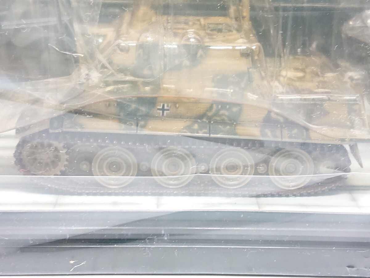 1/72 ドラゴンアーマー ドイツ軍 シュトルムティーガー 出撃準備 Item no 60234_画像2