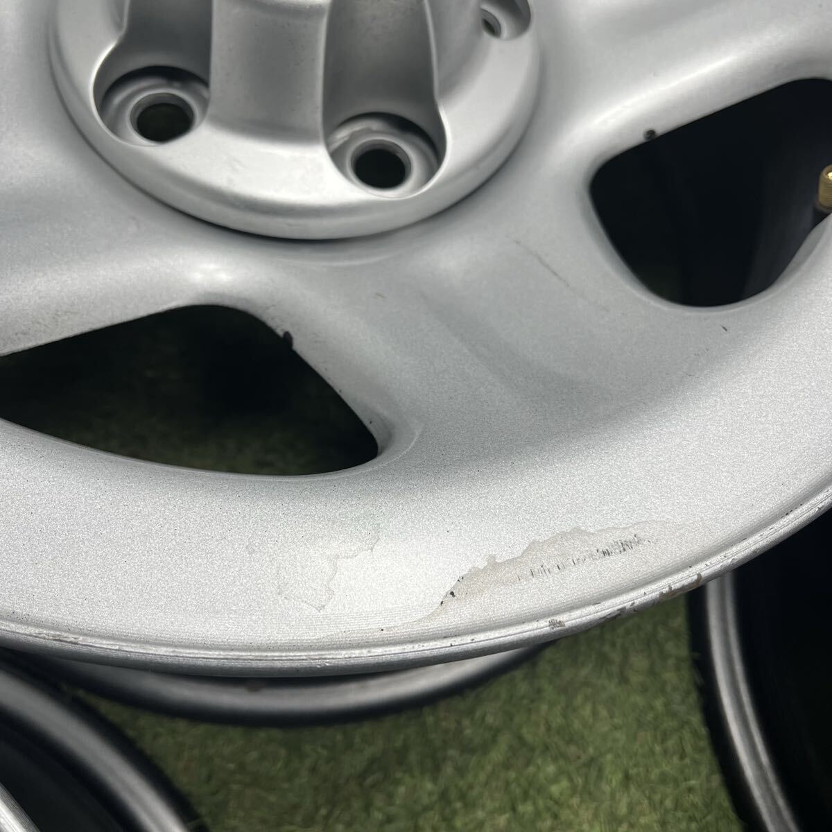 【1721】15インチ 7J Jeep TJラングラー ジープ 純正スチールホイール 15×7J ET+30? PCD114.3 5穴 ハブ径72 中古ホイール4本_画像7