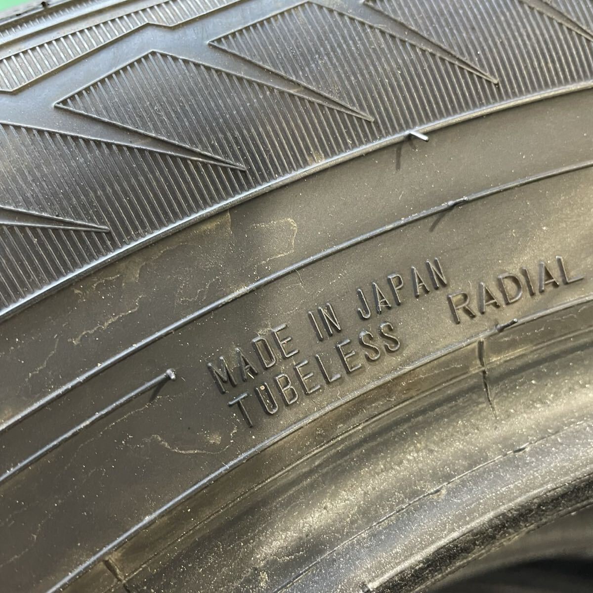 【1738】★バリ溝★スタッドレス★16インチ GOODYEAR 215/60R16 95Q 2021年製 9分山 日本製 冬用タイヤ 中古 4本セット_画像7