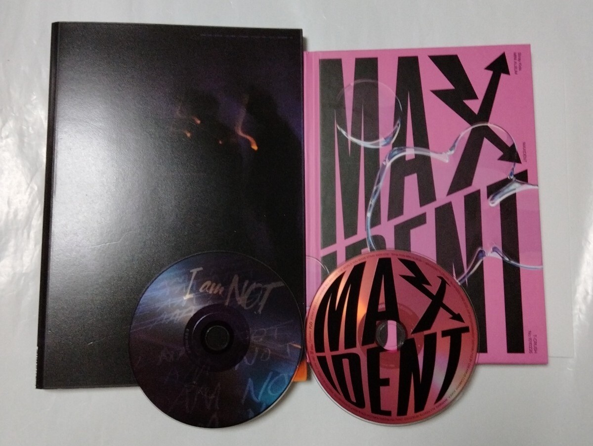 送料込み STRAY KIDS SKZ CD ミニアルバム 2個セット ☆I am NOT☆ & ☆MAXIDENT☆ スキズ FIRST MINI ALBUM K-POP_画像1