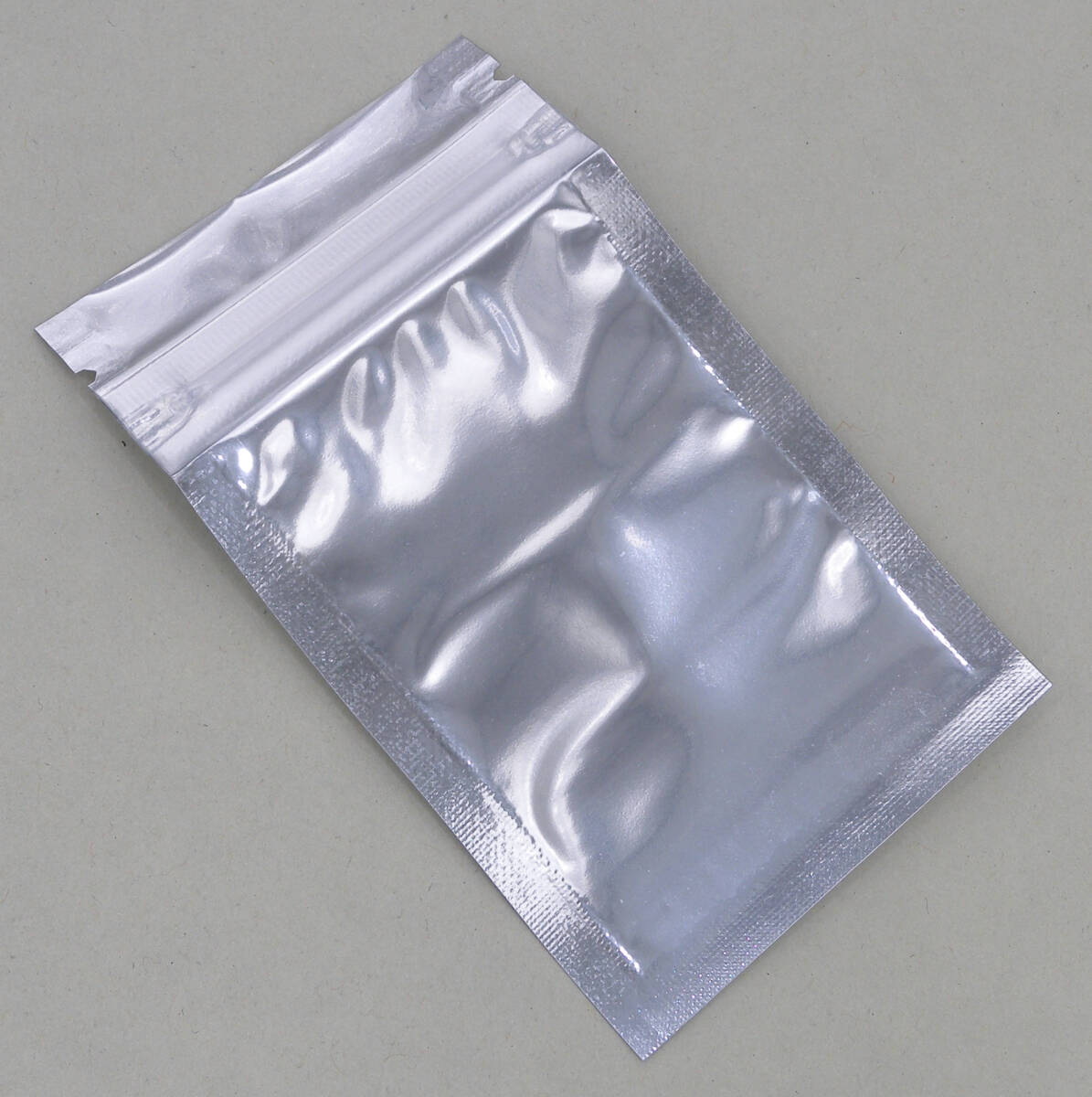 送料無料 SONY ソニー 純正 MEMORY STICK メモリースティック Duo 128MB MSH-M128 アダプタ付き MSAC-M2 日本製 MADE IN JAPAN 即決！_画像3