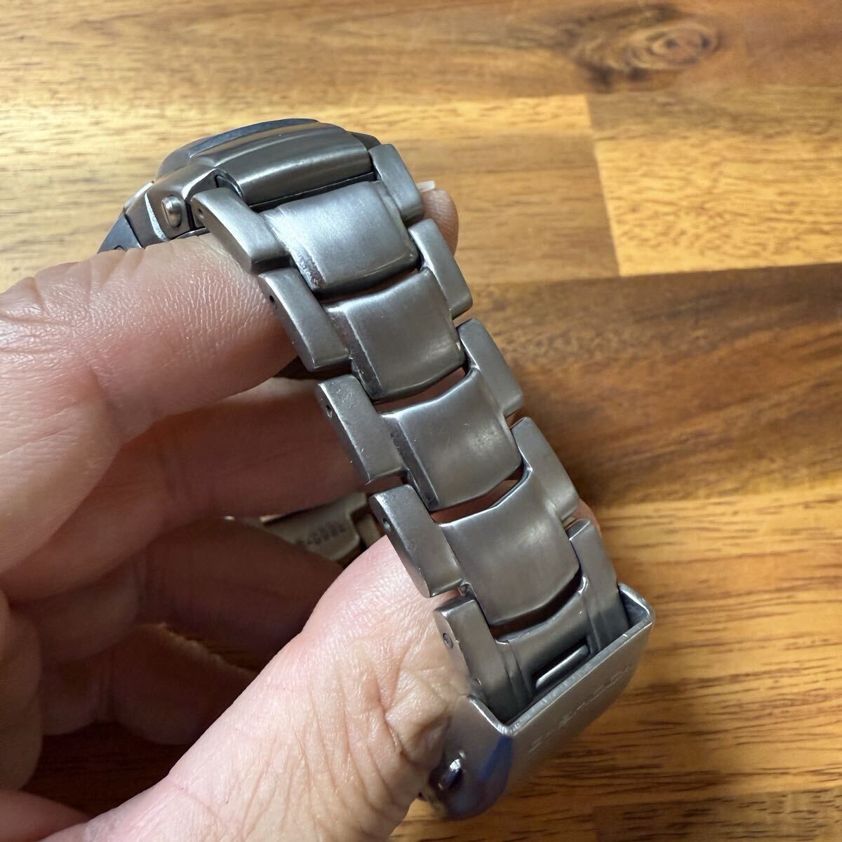 【1円スタート】CASIO G-SHOCK GW-700TDJ 電波ソーラー チタンモデル レア 可動品 _画像6