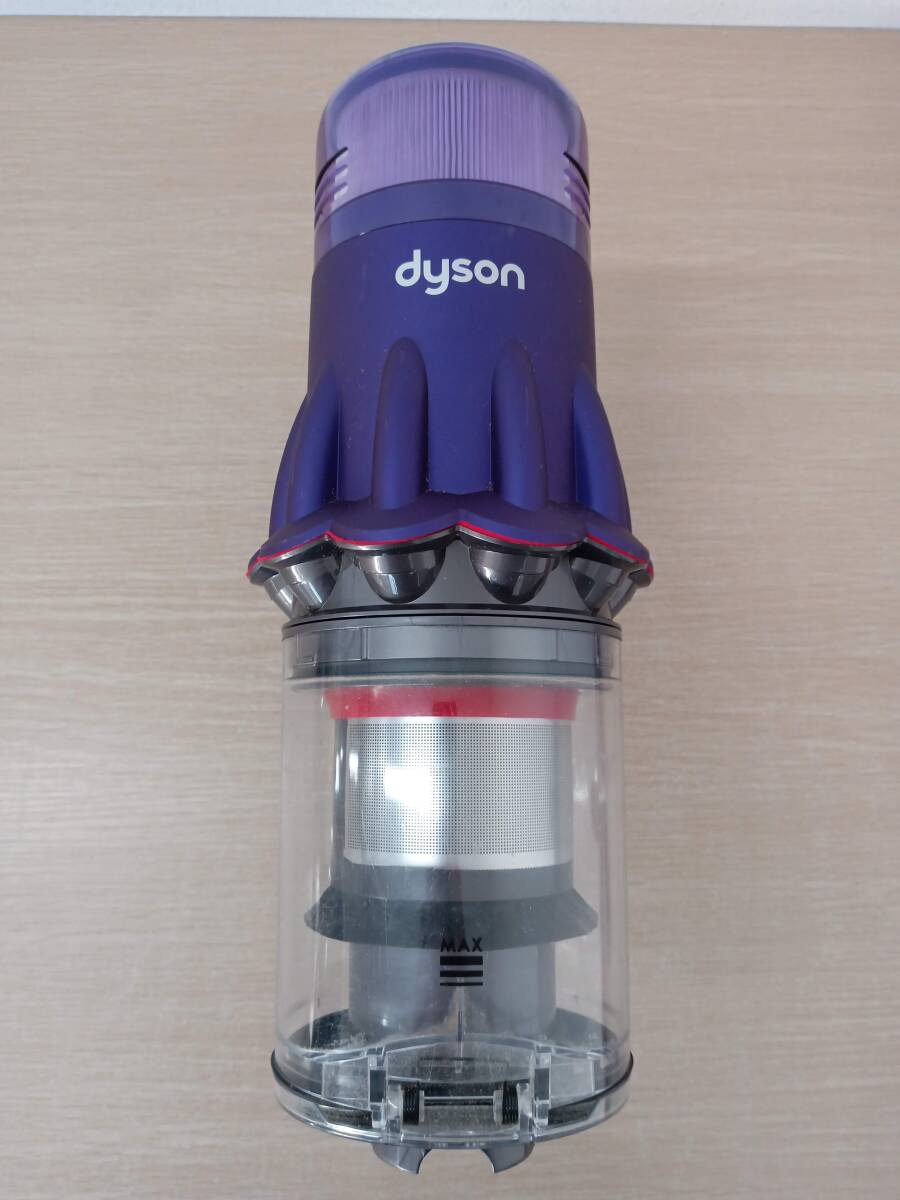 【BE-3621】dyson　ダイソン　SV18　digitalslim　2023年製　コードレスクリーナー　掃除機　通電確認済　簡易清掃済_画像3