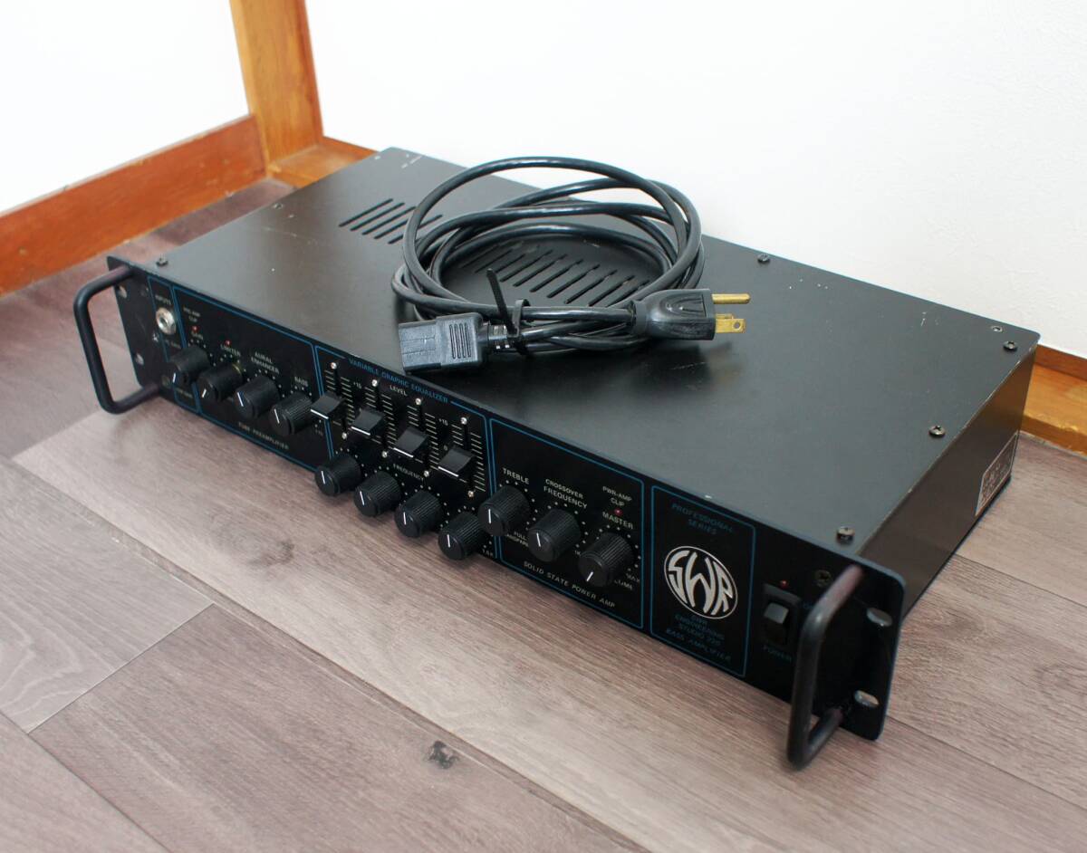 銘機【SWR Studio 220】（ジャンク）　検索：　マーカスミラー ベースアンプ ヘッド_画像3