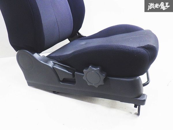 【希少】トヨタ純正 M101A デュエット ノーマル フロントシート 右 運転席 ドライバーズシート_画像6