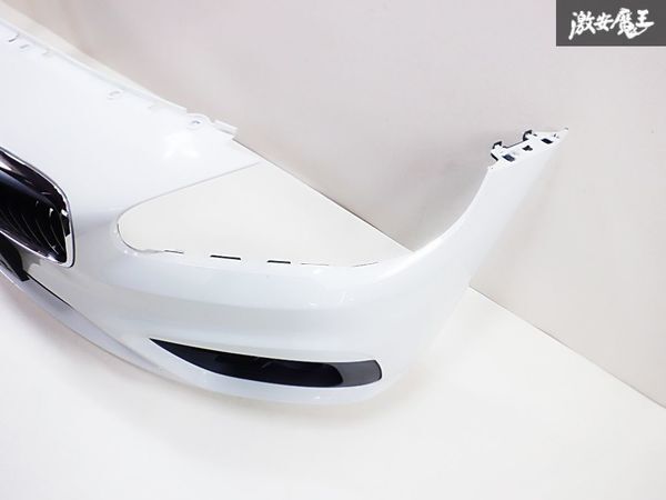 BMW純正 F45 2シリーズ 218i グランツアラー 2D15 フロントバンパー エンブレム無し パールホワイト系 棚2Q4_画像3