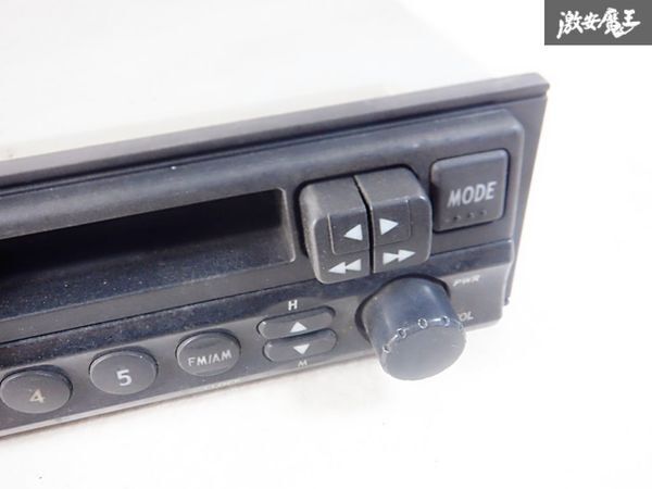 【ジャンク】 ホンダ純正 カセット デッキ チューナー ステレオ 当時もの 単体 棚_画像3