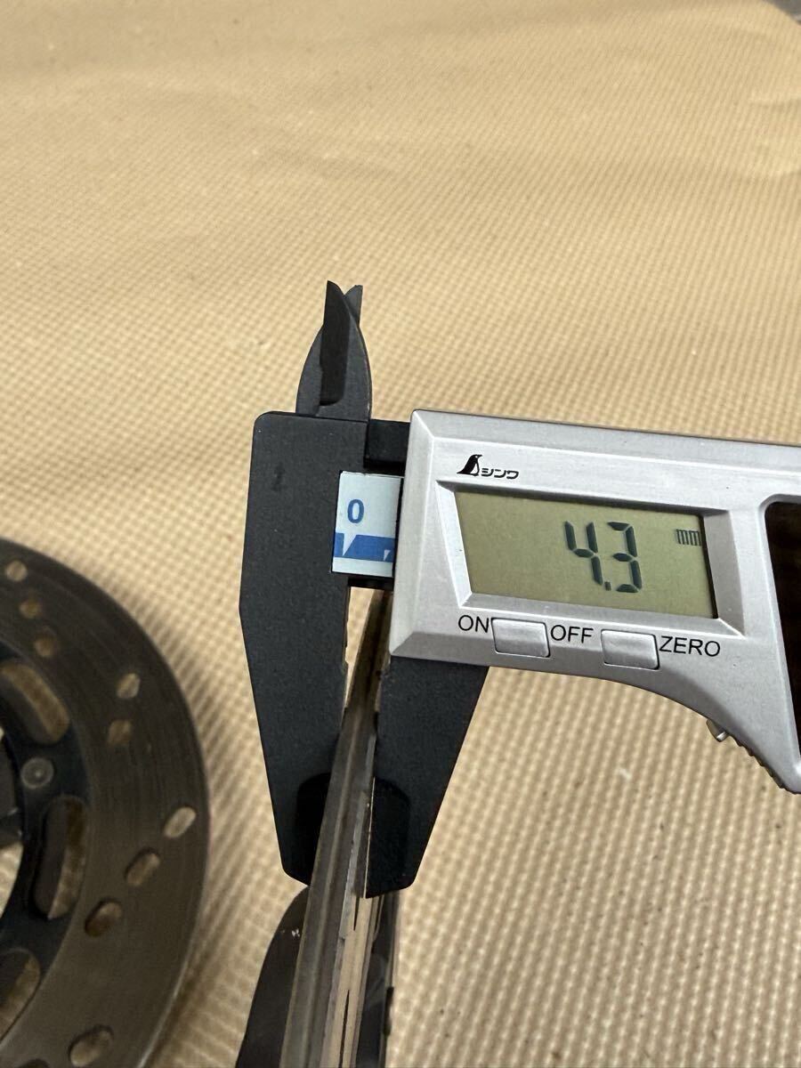 RG400Γ 純正フロントブレーキディスク左右セット 厚さ4.3mm_画像4