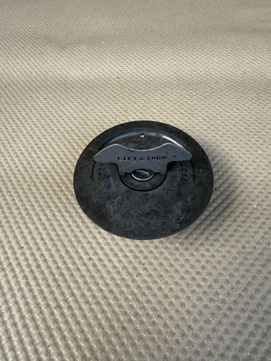 RG500 RG400 GSX-R750 GSX-R1100 общий оригинальный крышка лючка бензобака 