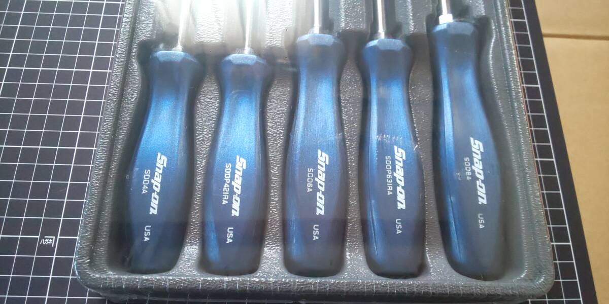 ★スナップオン ドライバーセット ハードグリップ パワーブルー★Snap-on SDDX70MB 新品未開封_画像3