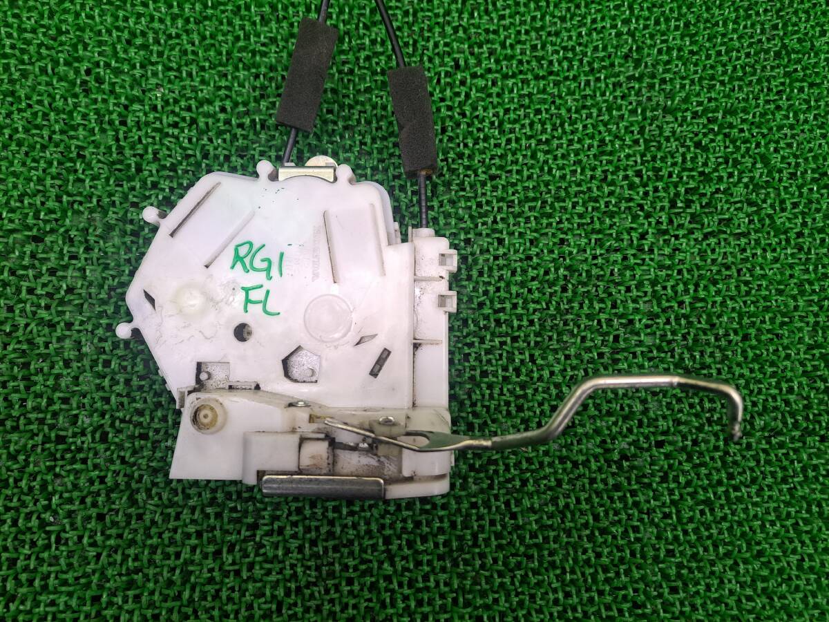 ☆送料600 ホンダ RG1 ステップワゴン フロント 左 ドアロックアクチュエーター FL 助手席側 ドアロックソレノイド_画像2