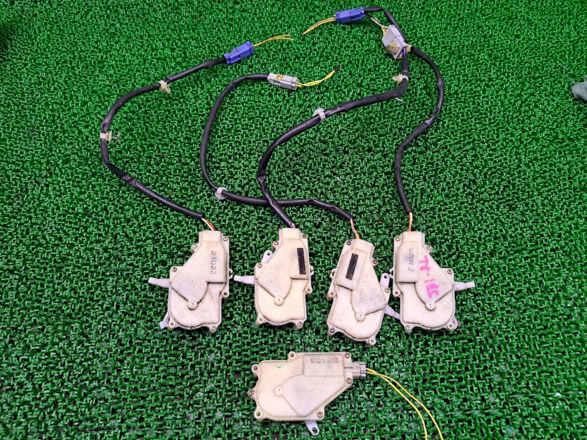 送料600円　ライフ JB1 JB2 JB3 JB4 純正 ドアロックアクチュエーター モーター フロント 左右 リア 左右 バックドア 5点セット 右 左_画像7