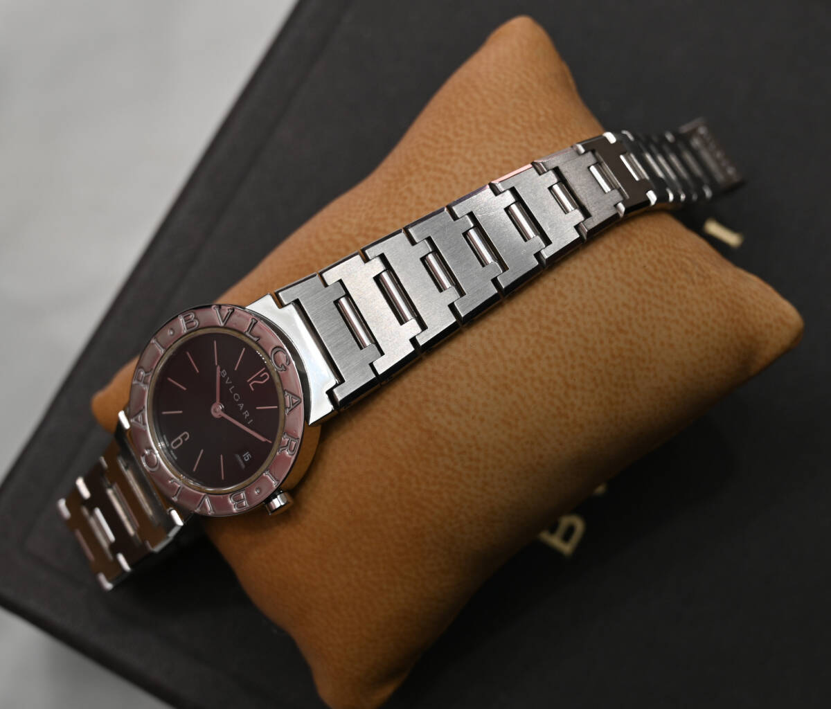 【メンテ/磨き済・極美品】ブルガリブルガリ BB 26 SS 26mm レディース （電池交換済）内寸～15.9ｃｍ『送料無料/離島除く』_画像4