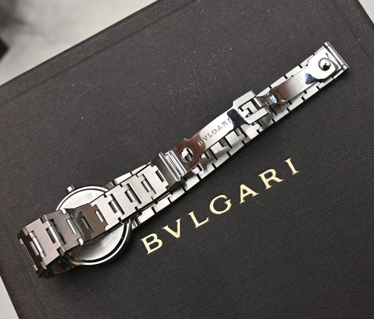 【メンテ/磨き済・極美品】ブルガリブルガリ BB 26 SS 26mm レディース （電池交換済）内寸～15.9ｃｍ『送料無料/離島除く』_画像9