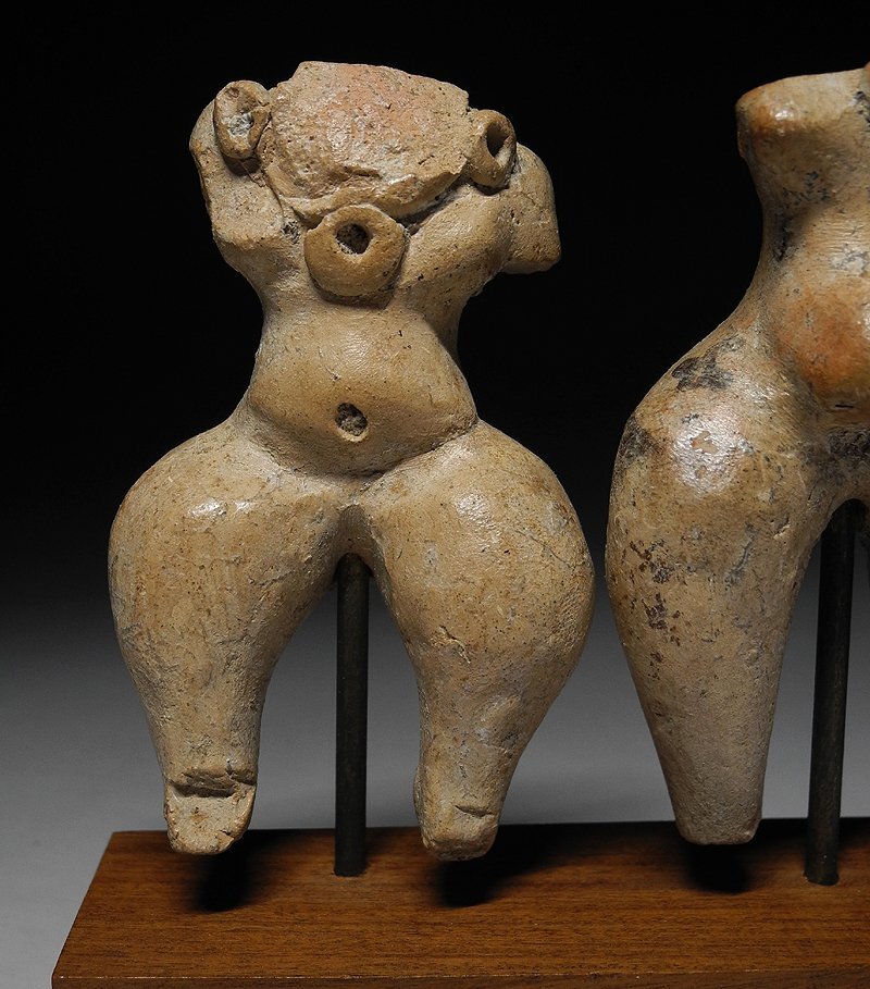 緑屋i■ 時代物 メキシコ 加彩 土器 土偶 人物像 女性像 一対(2点) 台付 メソアメリカ マヤ文明 インカ土器 i9/1114-2/29-6#60_画像5