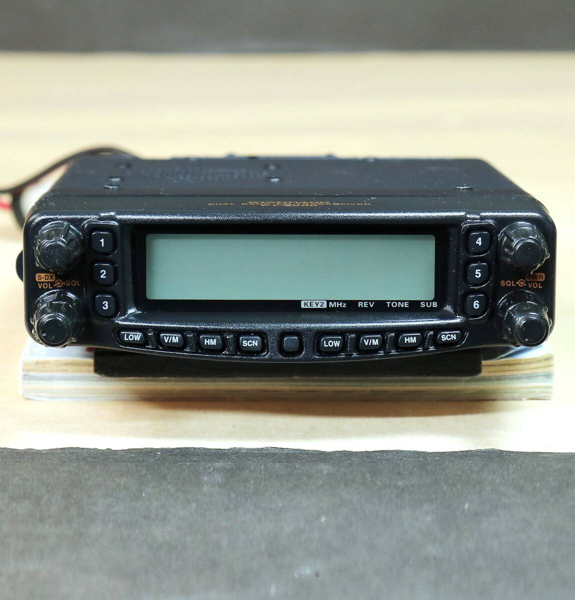 YAESU ヤエス FT-8800 145/430MHz 20W 2バンドモービル 高輝度 LED 仕様(検索:TM-732 TM-733 FT-4800 FT-4900 IC-1270)_画像5