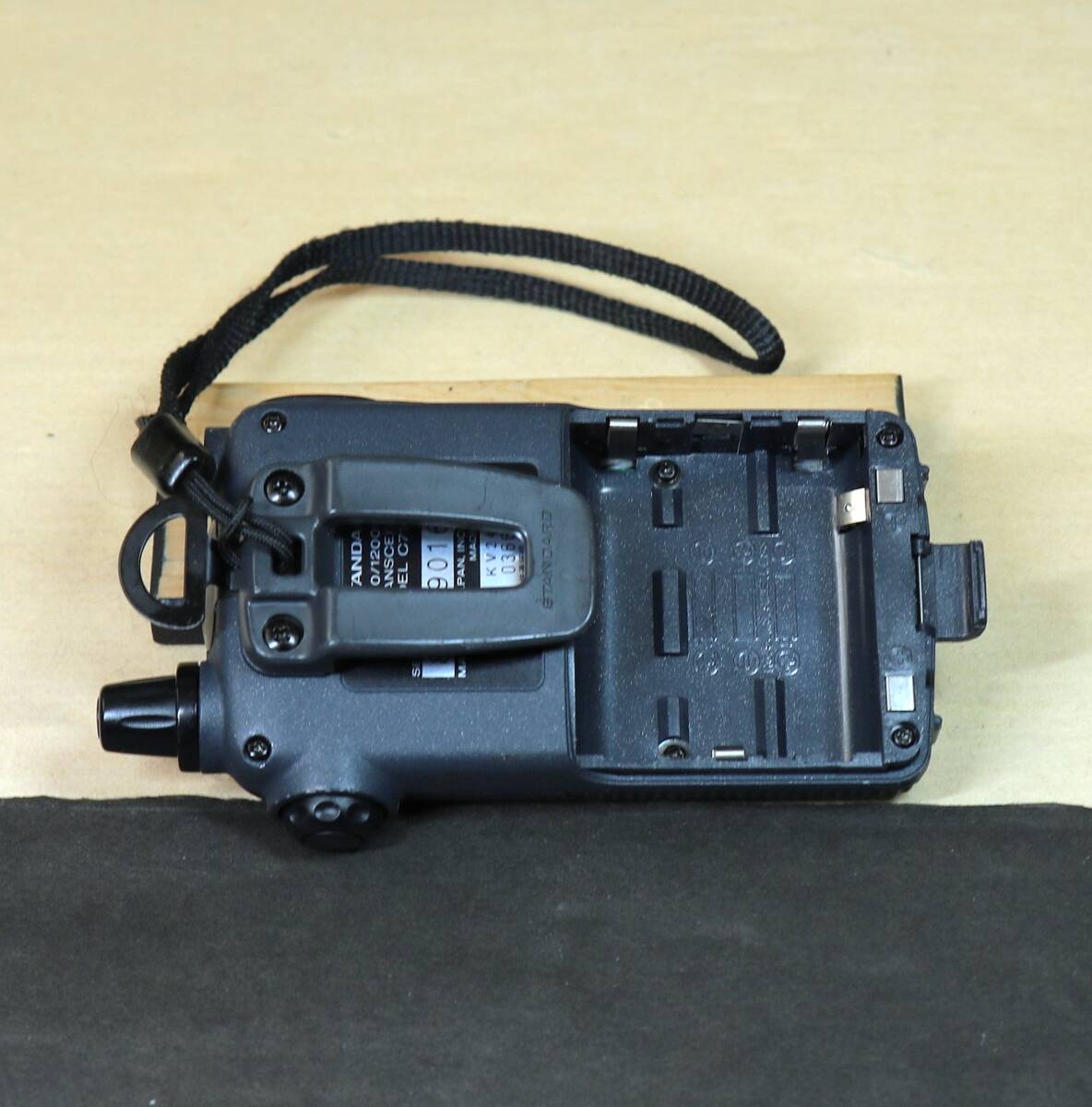 ※美品! STANDARD スタンダード C710 145/430/1200MHz トーンスケルチ・キーボード装備、トリプルハンディー ワイド受信対応(C701)_画像10