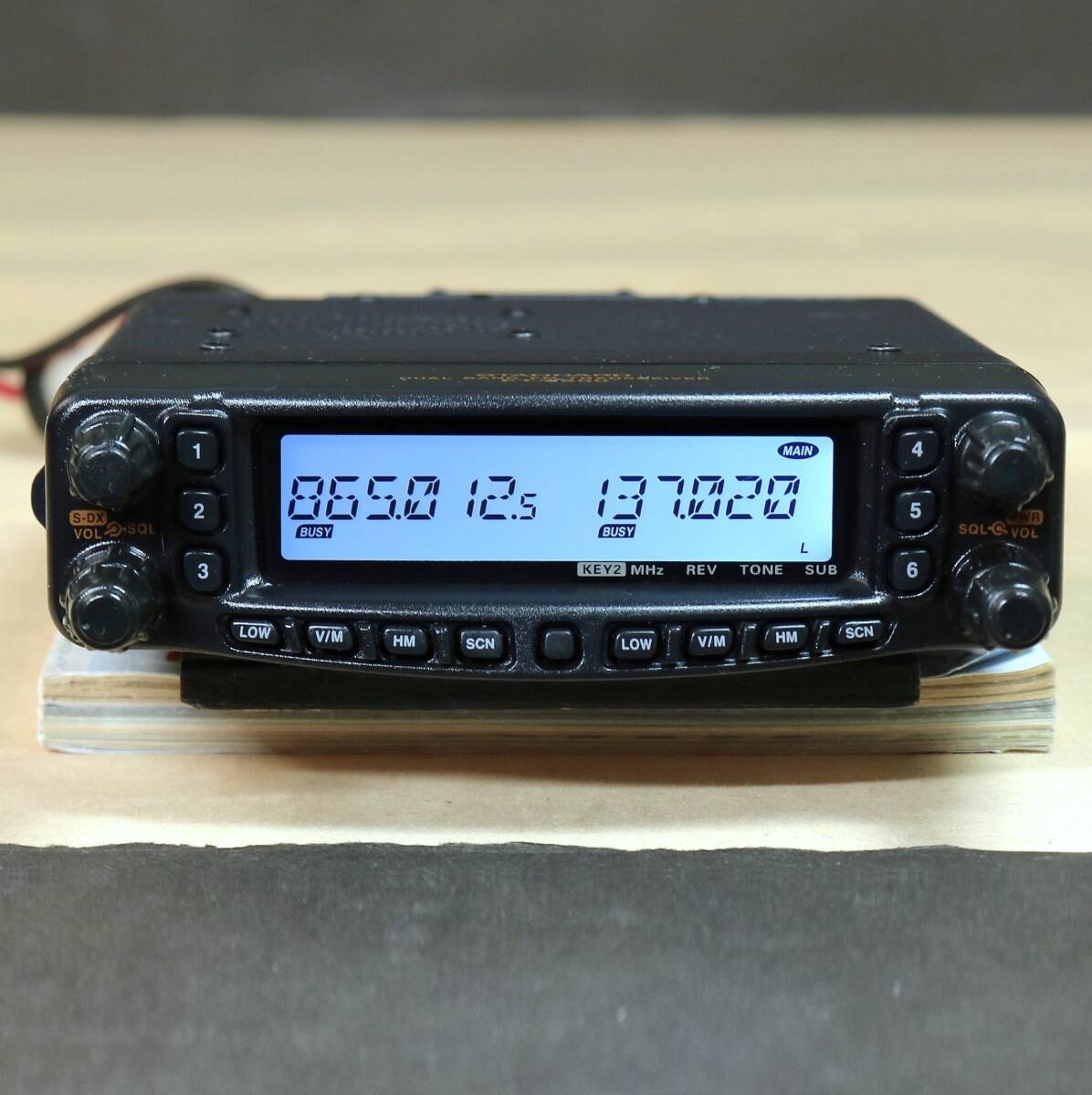 YAESU ヤエス FT-8800 145/430MHz 20W 2バンドモービル 高輝度 LED 仕様(検索:TM-732 TM-733 FT-4800 FT-4900 IC-1270)_画像3