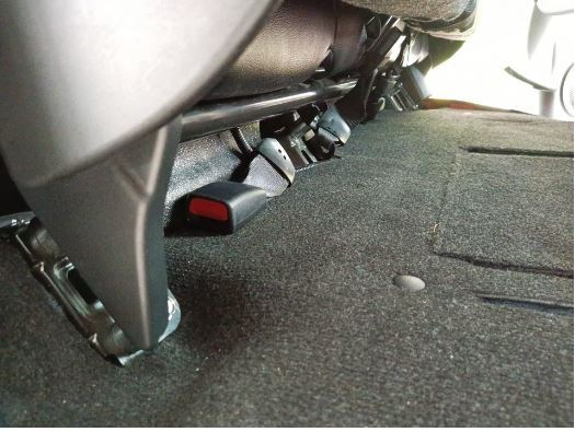 国内発送 新品 SLAM 2017-2025 ハイラックス GUN125 REVO リアシート 角度調整 後部座席 延長スペーサー 25mm ブラック リクライニング_画像6