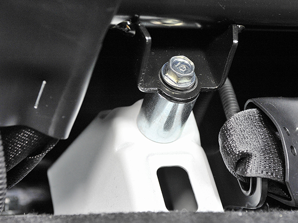 国内発送 新品 SLAM 2017-2025 ハイラックス GUN125 REVO リアシート 角度調整 後部座席 延長スペーサー 25mm ブラック リクライニング_画像5