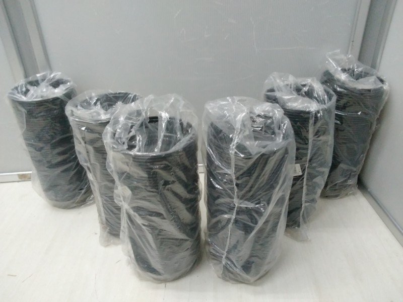 4 未使用品 福助工業 折箱容器 300個 富久折 本体 錦 D-150 φ150×H36㎜ プラスチック 容器 寿司容器 まとめて チラシ寿司 蓋なし_画像1