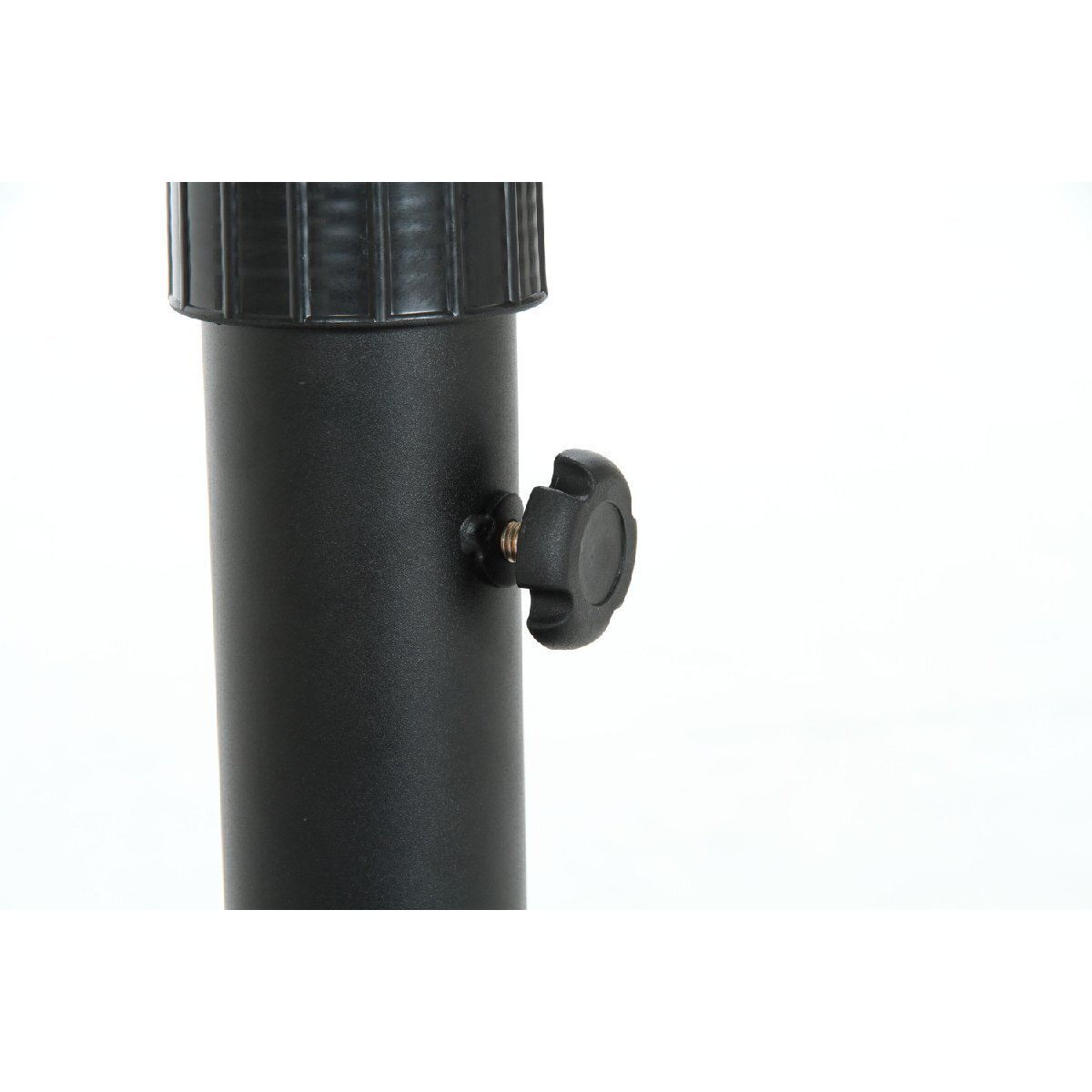 送料無料 これは便利 壁につけられる半円 パラソルベース セメント錘 重り ベランダ バルコニー アウトドア 車中泊 重さ20kg ブラック 新品_画像3