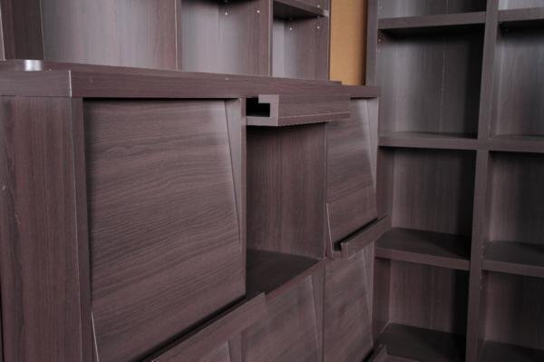 送料無料/ディスプレイラック 収納棚 フラップ扉 6枚 キャビネット 飾り棚 本棚 おしゃれインテリア 幅119cm 高さ90cm ダークブラウン/新品_画像4