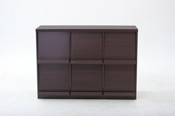 送料無料/ディスプレイラック 収納棚 フラップ扉 6枚 キャビネット 飾り棚 本棚 おしゃれインテリア 幅119cm 高さ90cm ダークブラウン/新品_画像3