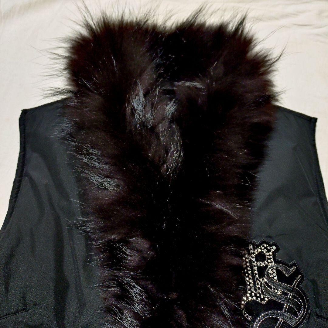 レディースL リアルラクーンファー中綿入りベスト ラインストーンワッペン 黒ブラック_画像3