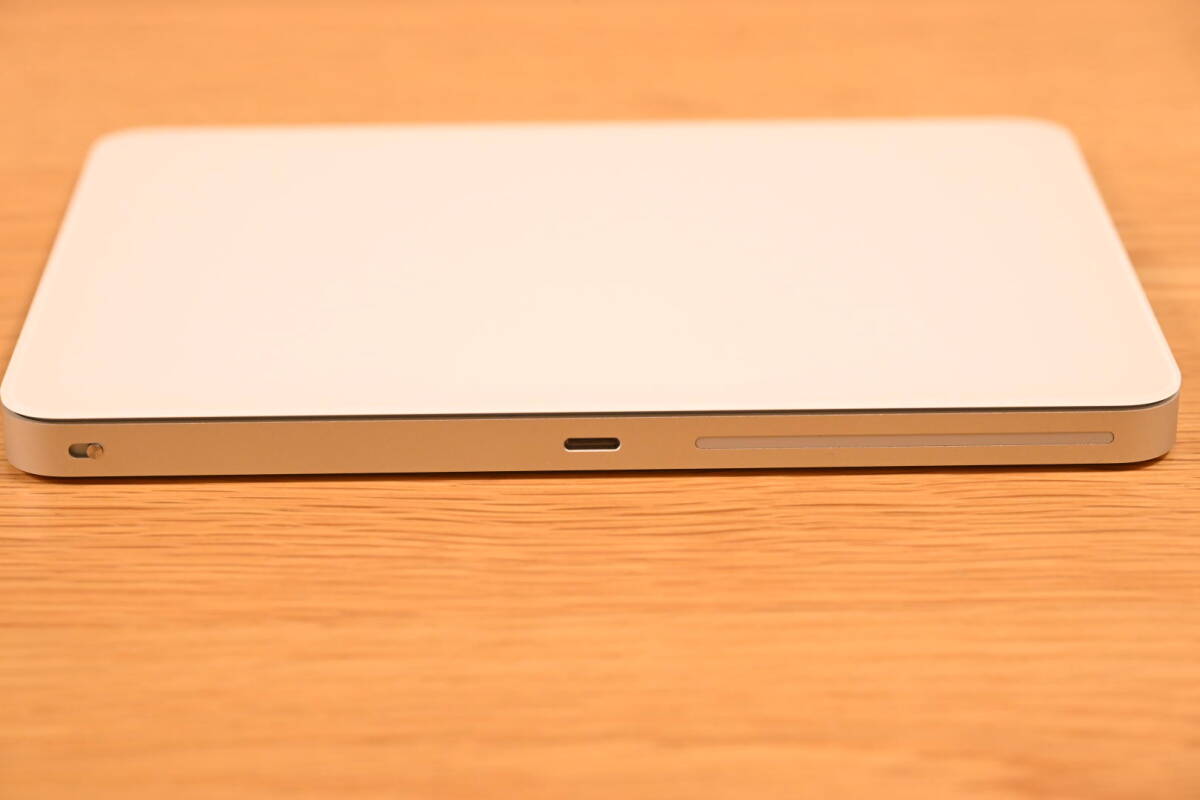 【美品】Apple Magic Trackpad Multi-Touch対応 MK2D3ZA/A（ホワイト）_画像4
