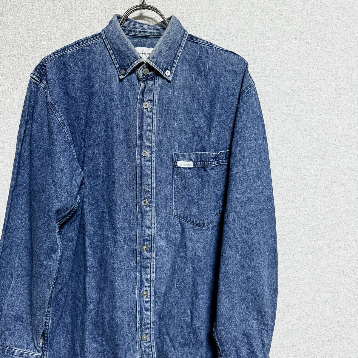 Calvin Klein Jeans カルバンクライン デニムシャツ 長袖シャツ カットソー ボタンダウンシャツ BD ブルー メンズ サイズ S ＊DE_画像1