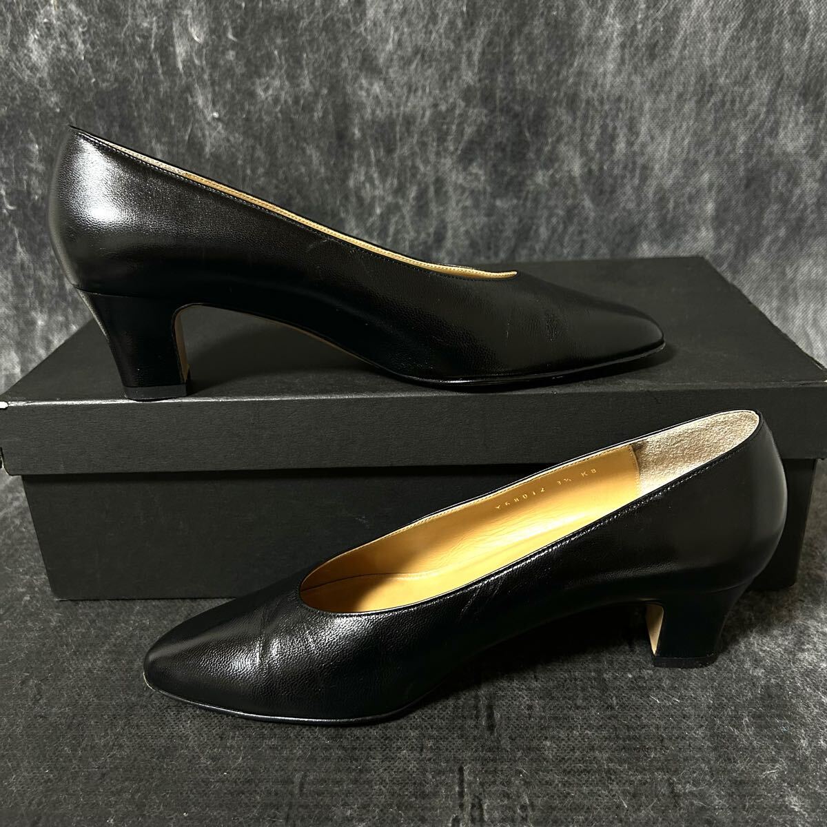 GINZA YOSHINOYA 銀座ヨシノヤ　ヒールパンプス パンプス　レザー　23.5cm ブラック　＊FC_画像8