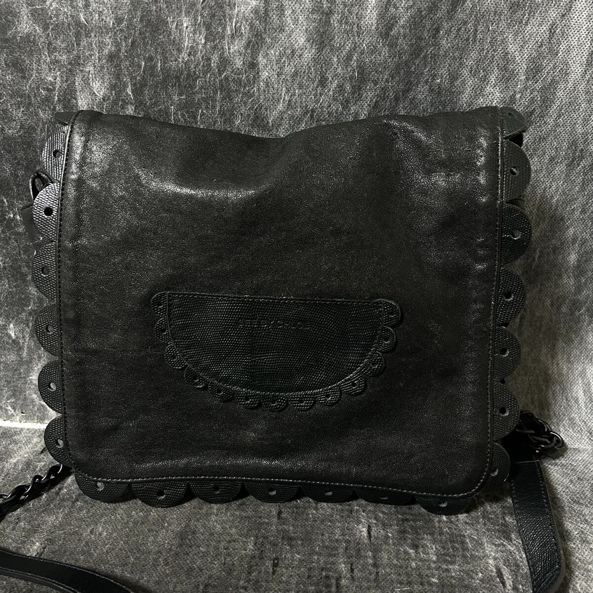 SEE BY CHLOE シーバイクロエ　ショルダーバッグ レザー　チェーン型　ブラック　＊EX_画像2
