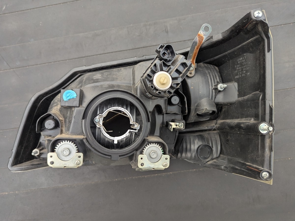 レンズ割れあり欠損あり 右ヘッドライト ハロゲン ハイゼットトラック ダイハツ　S510P W2714_画像5