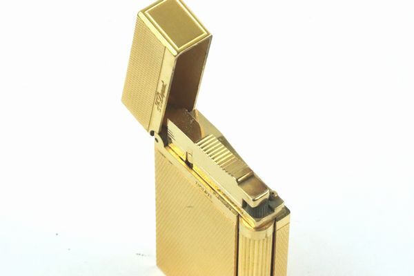★1円スタート★稼働品★美品★S.T.Dupont/デュポン★ライン2★ゴールド★フリント ローラー ガスライター★ギャラ 箱付属★Aランク★_画像8