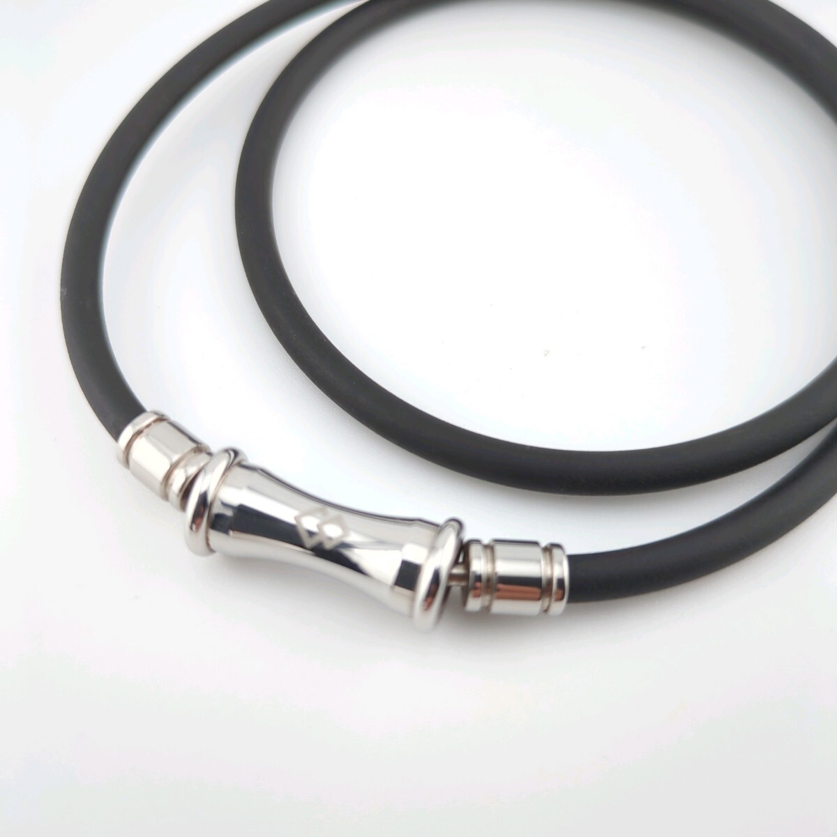 コラントッテ Colantotte 磁気ネックレス ブラック シルバー アクセサリー 血行改善 肩こり解消 メンズ レディース Colantotte_画像2