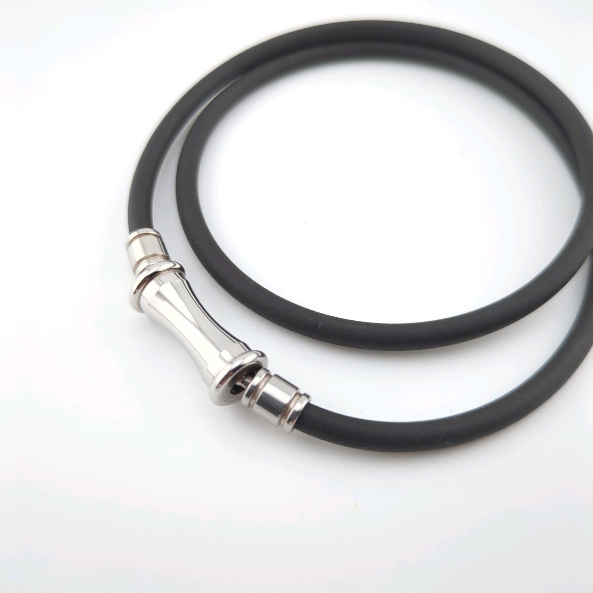 コラントッテ Colantotte 磁気ネックレス ブラック シルバー アクセサリー 血行改善 肩こり解消 メンズ レディース Colantotte_画像3