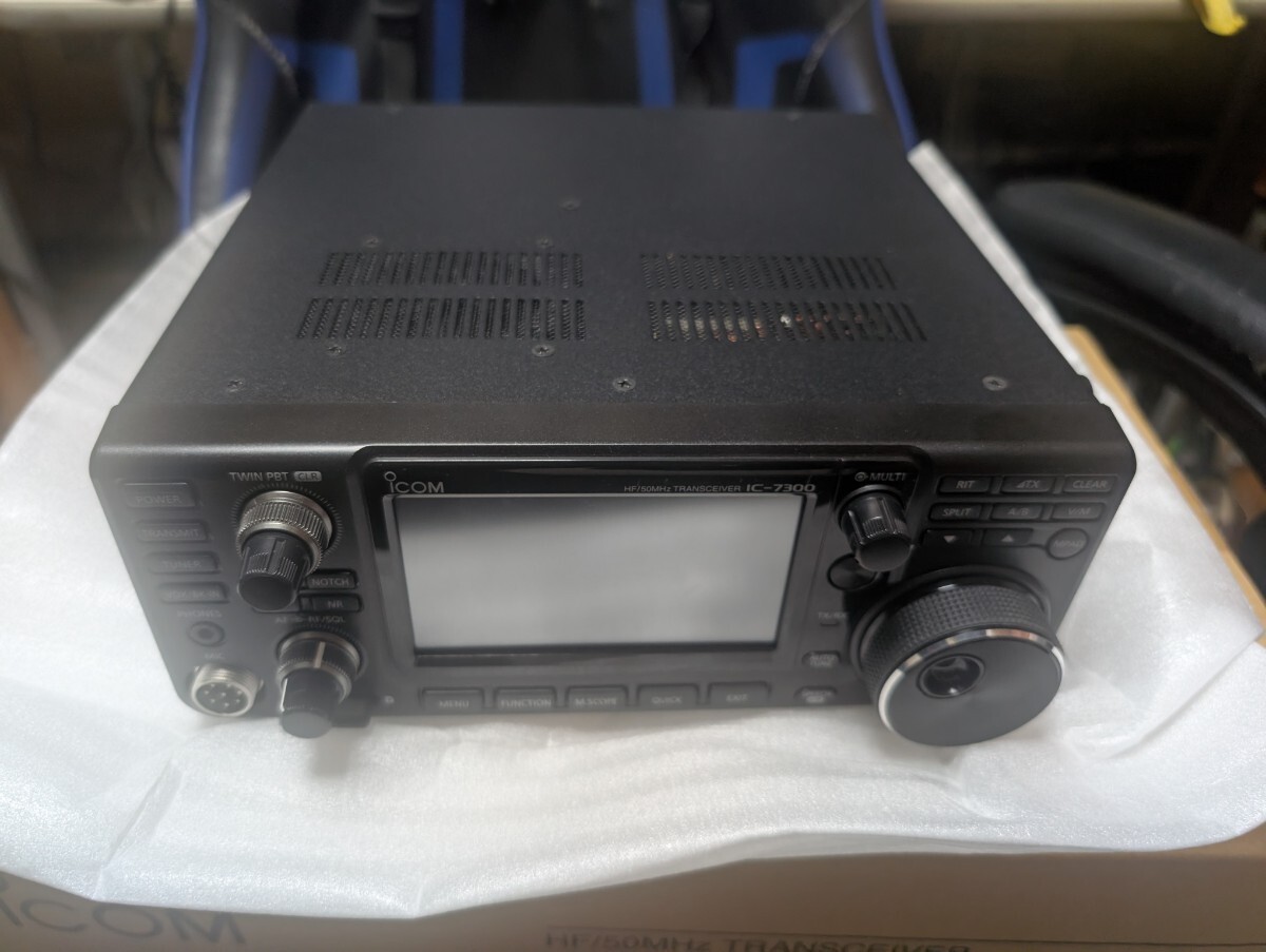 IC-7300 静音ファン+キャリングハンドル(MB-123)付き_画像3