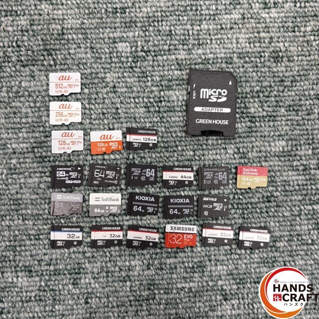 ◎【中古品】 マイクロSDカード 512GB〜32GB 22枚セット Softbank AU等 microSD まとめ売り ※データ削除済み_画像1