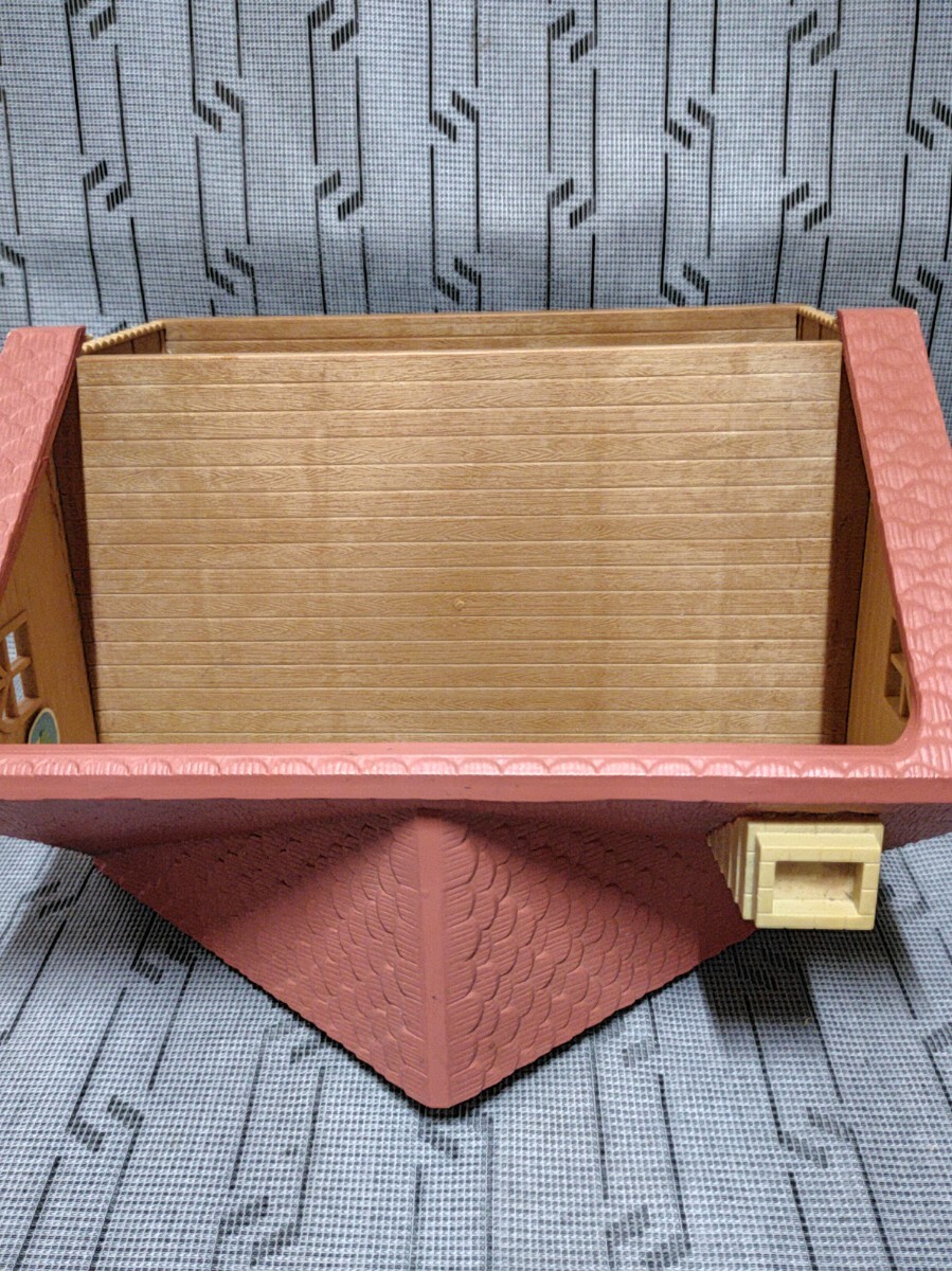 中古品◆シルバニアファミリー 　お家【はじめましてのシルバニアファミリーの丸太のお家＆付属品セット】◆元箱無し_画像7