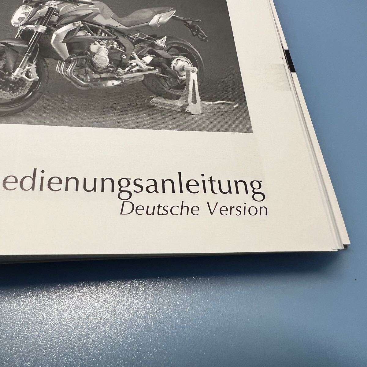 ★MVアグスタ　ブルターレ 675　オーナーズマニュアル　配線図付き　USBメモリ付き　（伊語/英語/仏語/独語/西語） 《送料無料》_画像7