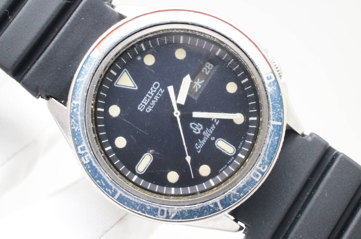 K9●作動良好 SEIKO セイコー SilverWave Z シルバーウェーブZ ダイバー 1978年製 7546-606A デイデイト メンズ腕時計 シルバー クォーツの画像1